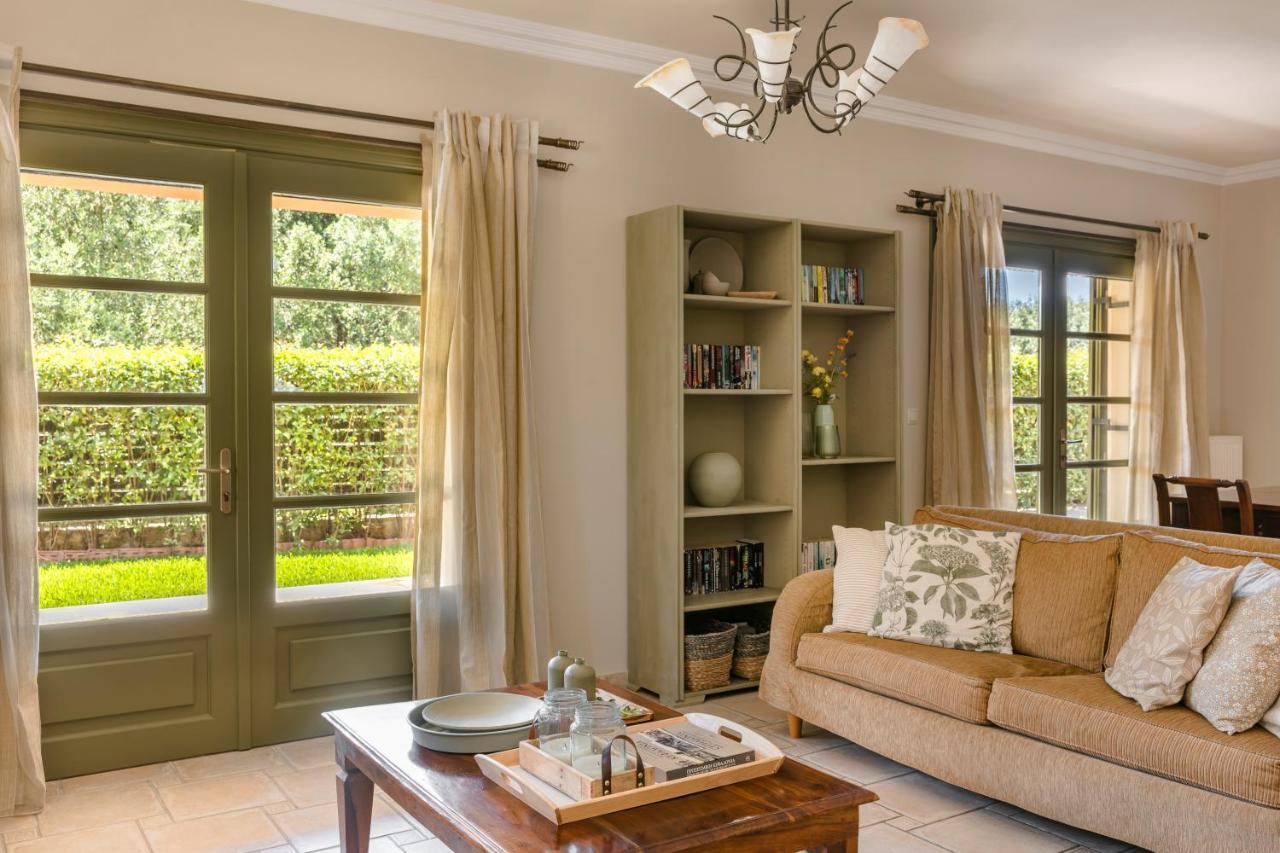Oleanna Villas - Villa Elena Свороната Екстериор снимка