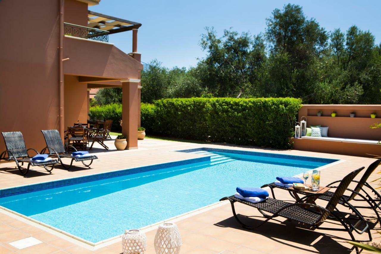 Oleanna Villas - Villa Elena Свороната Екстериор снимка